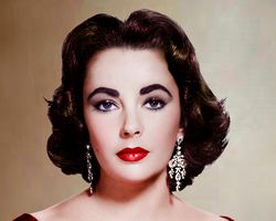WHAT IS THE ZODIAC SIGN OF ELIZABETH TAYLOR?